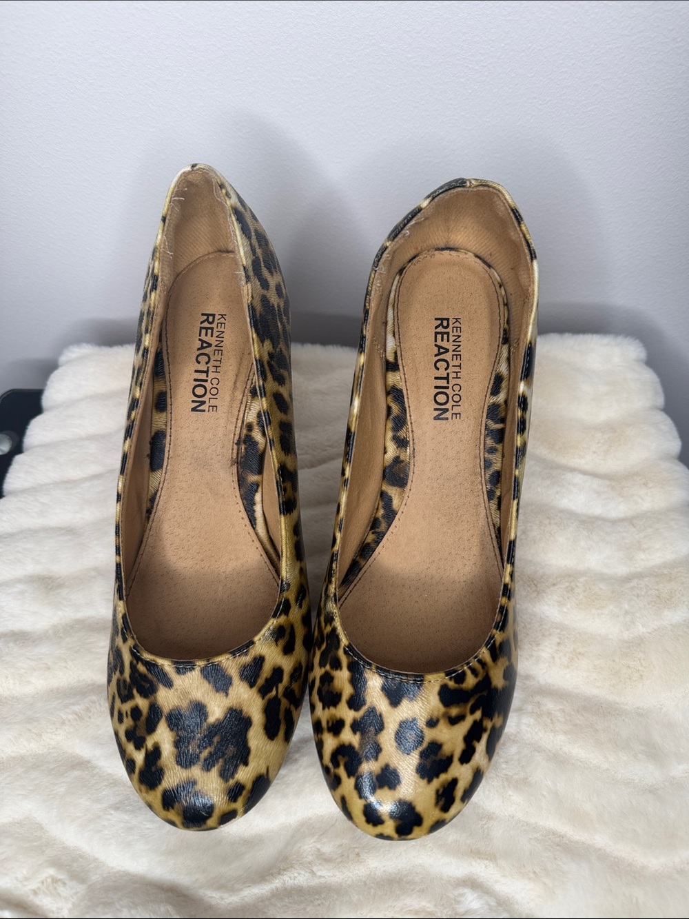 Kenneth Cole Reaction Leopard-Print Round-Toe Pumps - Tan & Black